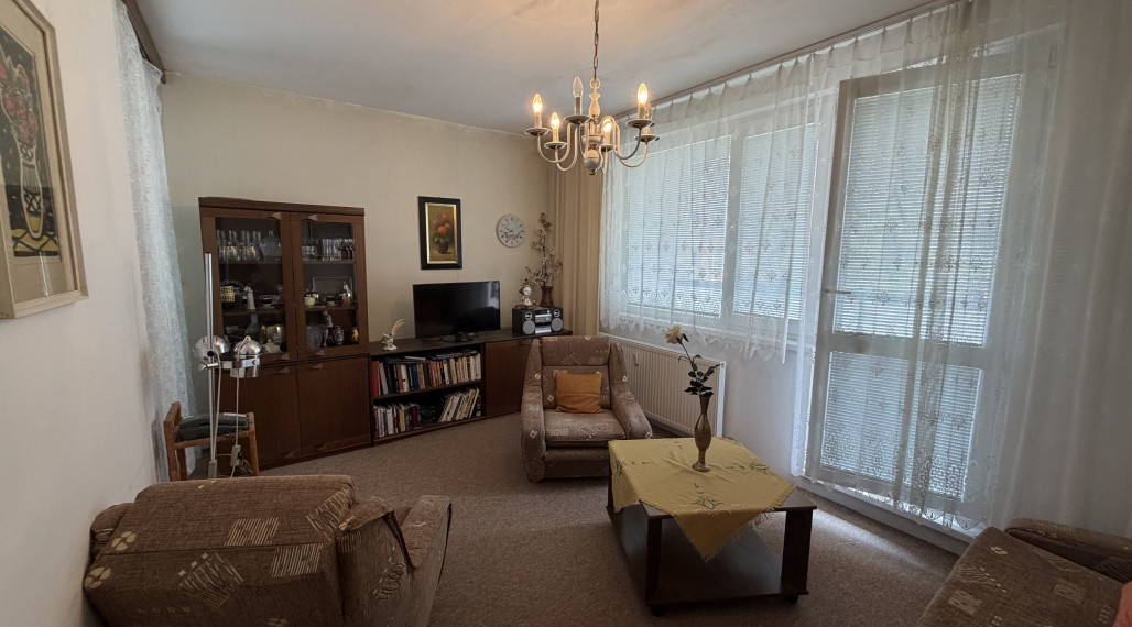 Na predaj 2-izbový byt v Humennom.