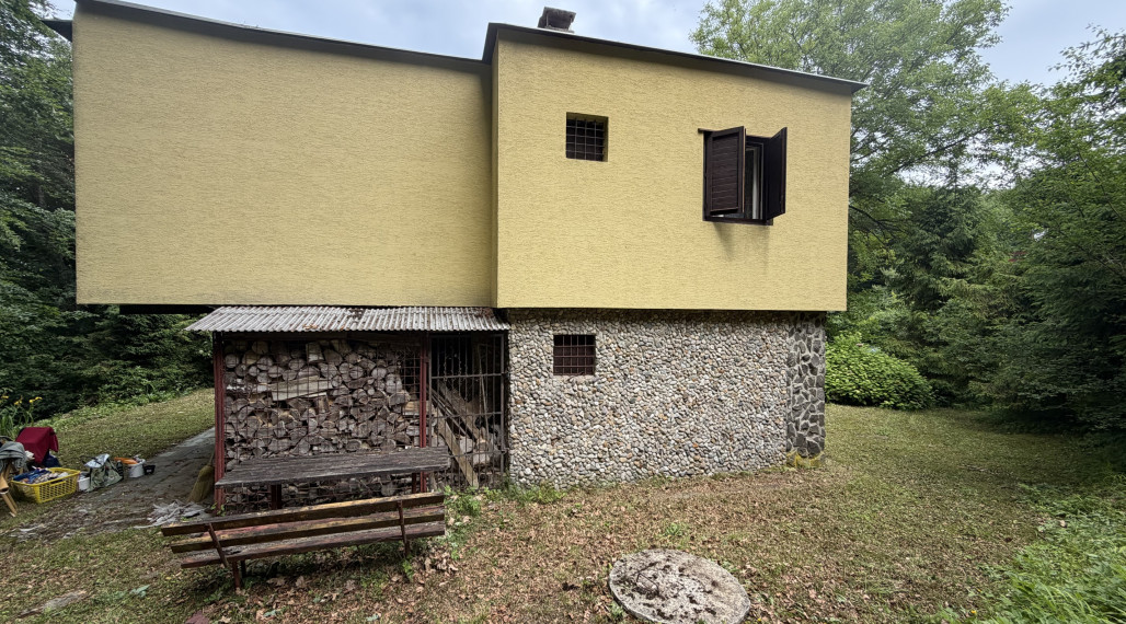 Na predaj rekreačná chata na Domaši.