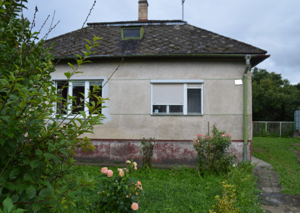 Na predaj rodinný dom v Mysline.