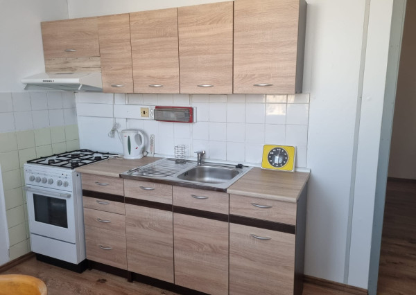 Na prenájom 3-izbový byt v Humennom.