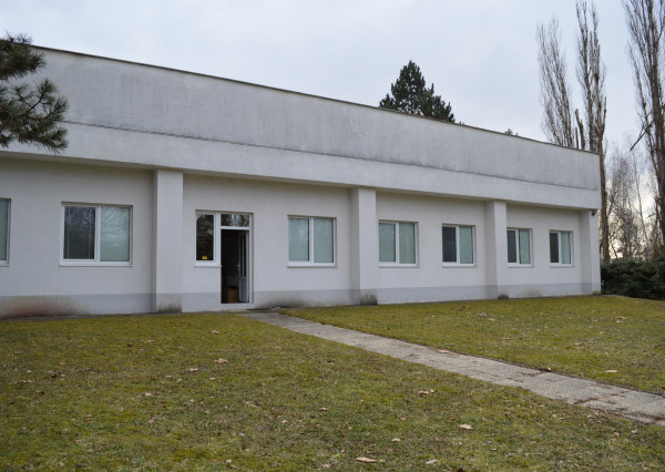 Na predaj zdravotné stredisko v Snine.