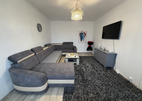 Na predaj 3-izbový byt v Humennom.