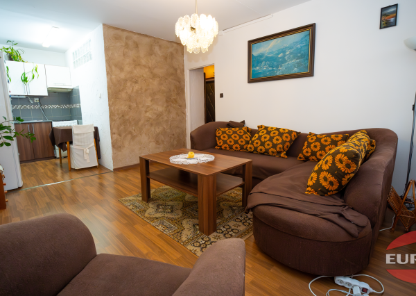 Na predaj 3-izbový byt v Humennom.