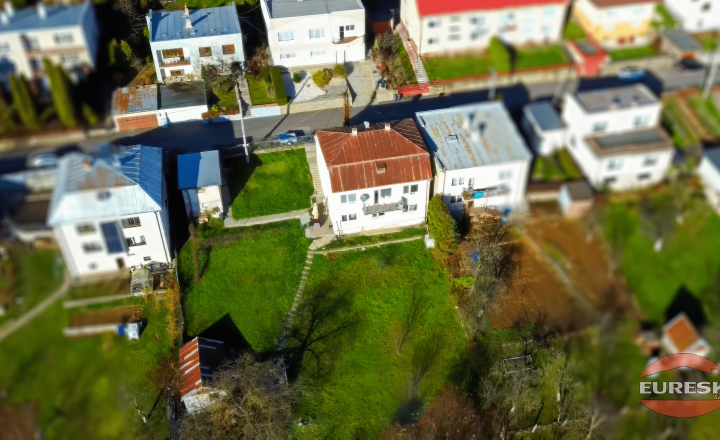 Exkluzívne na predaj: Rodinný dom vo vyhľadávanej lokalite Humenného s priestranným pozemkom a panoramatickým výhľadom