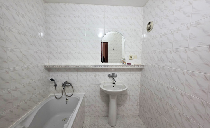 Na predaj: 3-izbový byt priamo v centre mesta Humenné – ul. Kukorelliho - fotografia 6