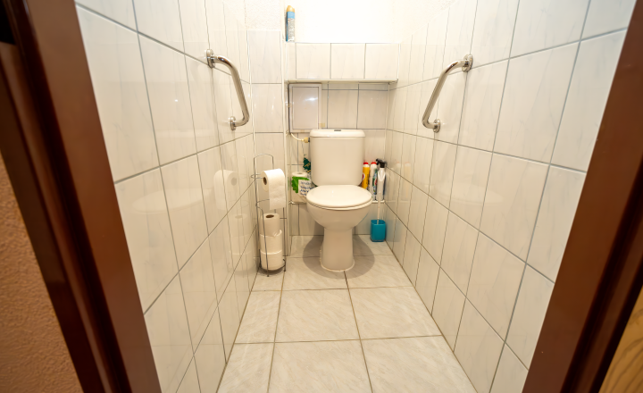 Na predaj 3-izbový byt na Nemocničnej ulici v Humennom. - fotografia 14